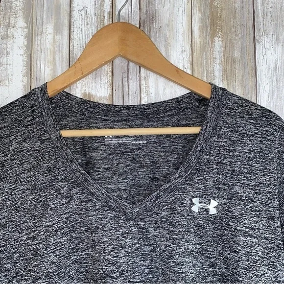 Under Armor Heather Grey Loose Tee - Picture 4 of 5